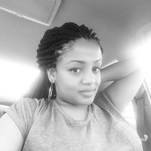 Meet your Posher, Nakisha